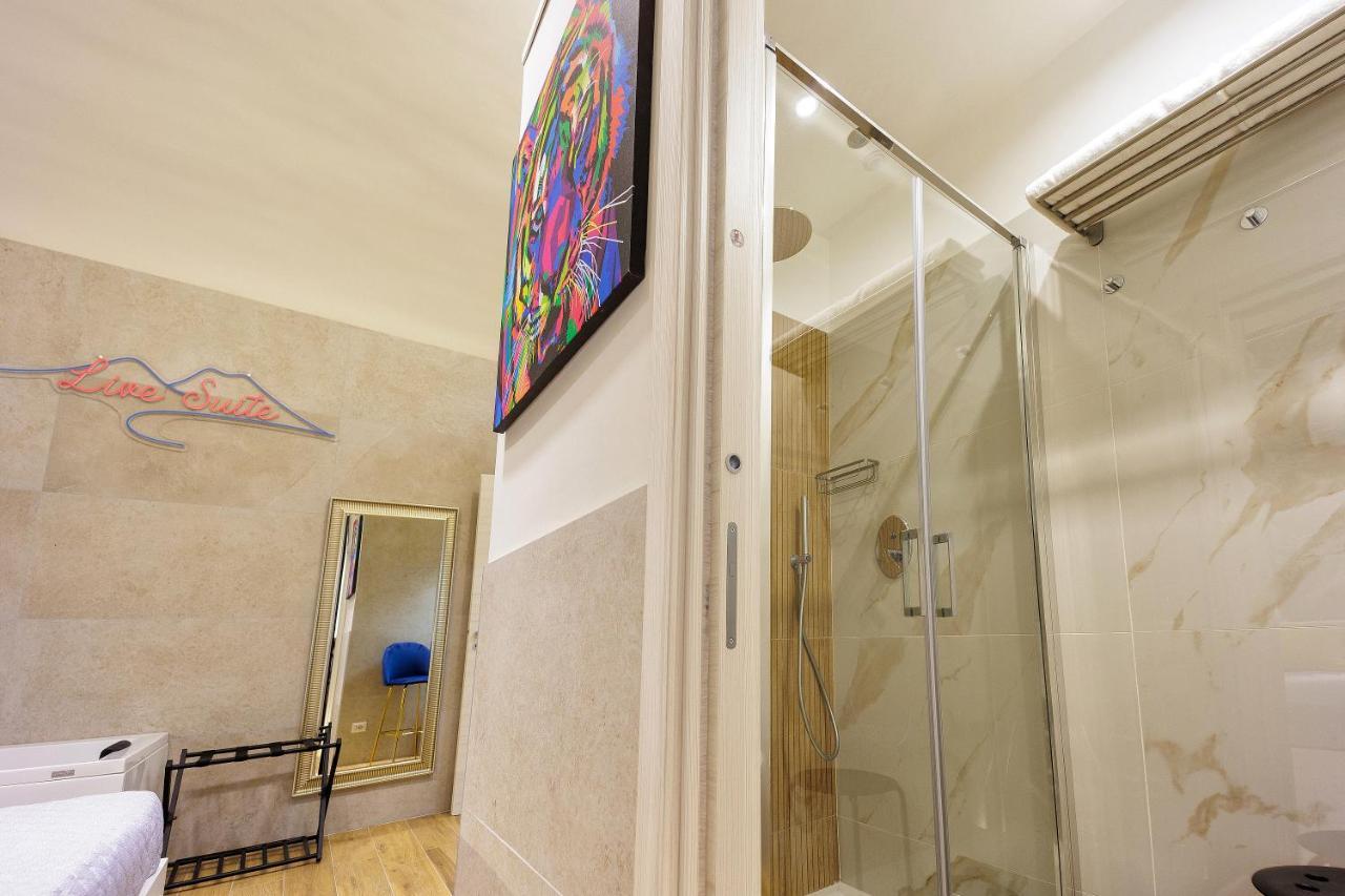 Live Suite Napoli Ngoại thất bức ảnh